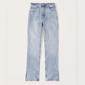 Abercrombie Women's 90s Ultra High Rise Straight Jeans light wash